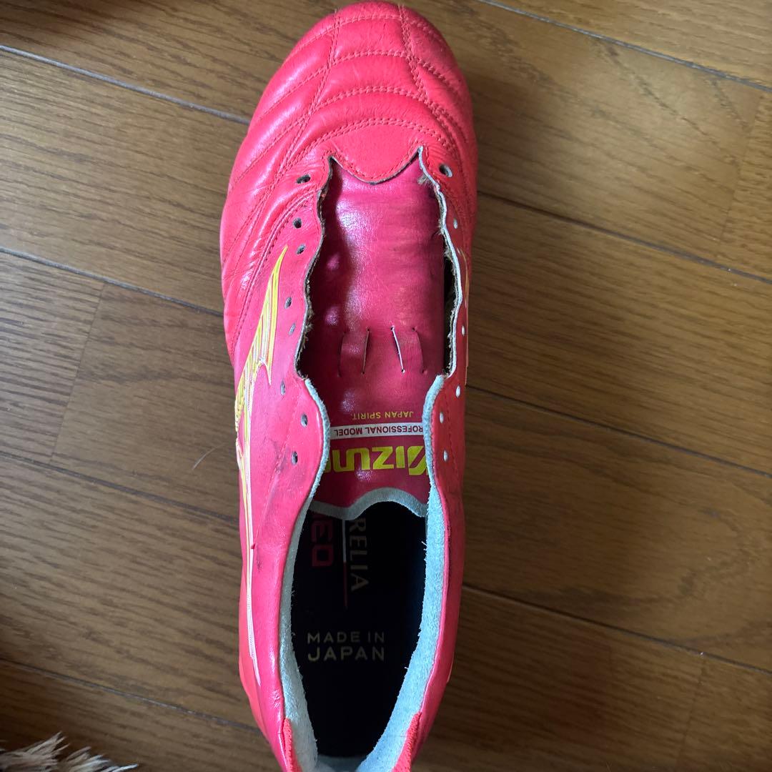 Mizuno Morelia Neo サッカーシューズ レッド