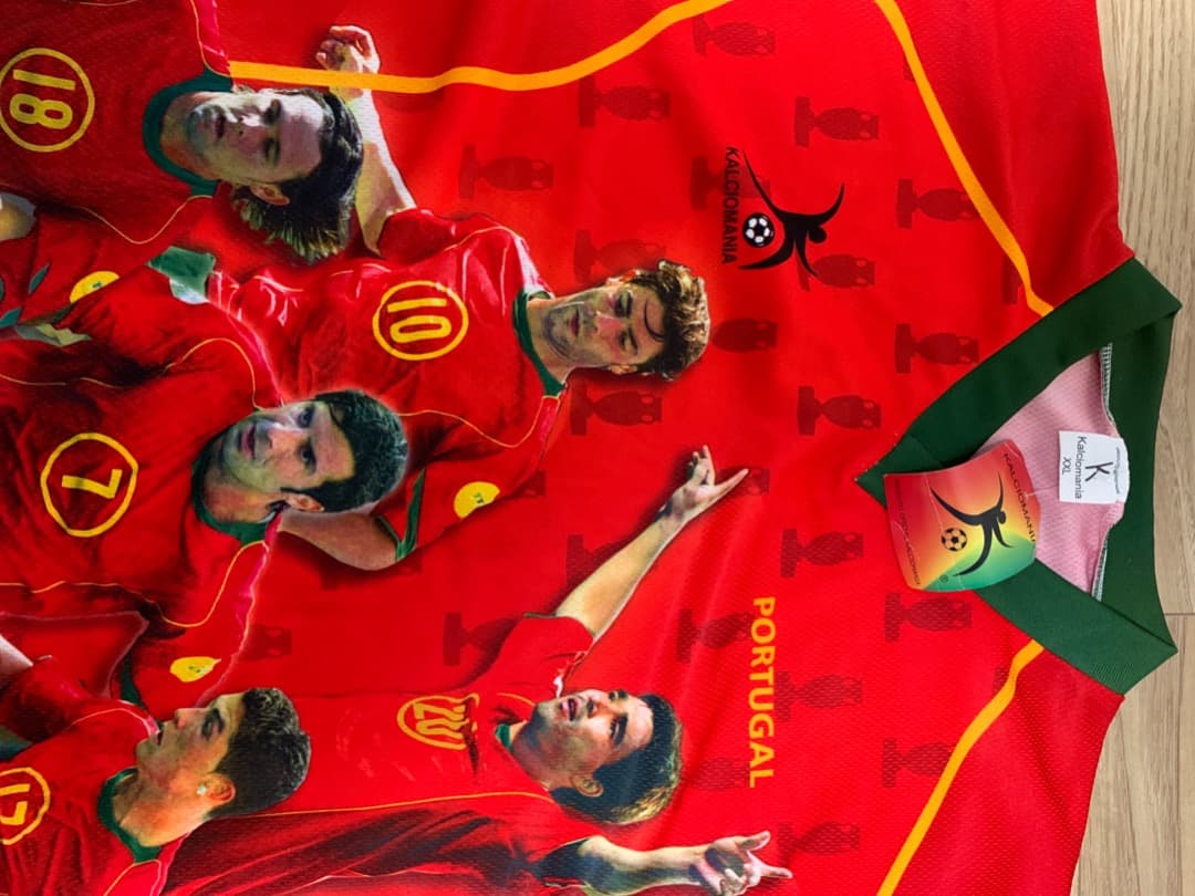 サッカーTシャツ