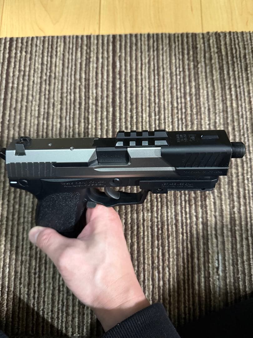 H&K USP カスタム　電動ハンドガン