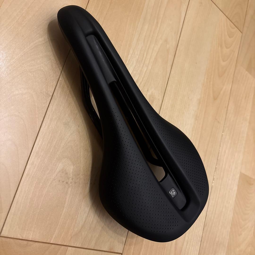 タ*コ様 Bontrager カーボンサドル verse pro 145mm