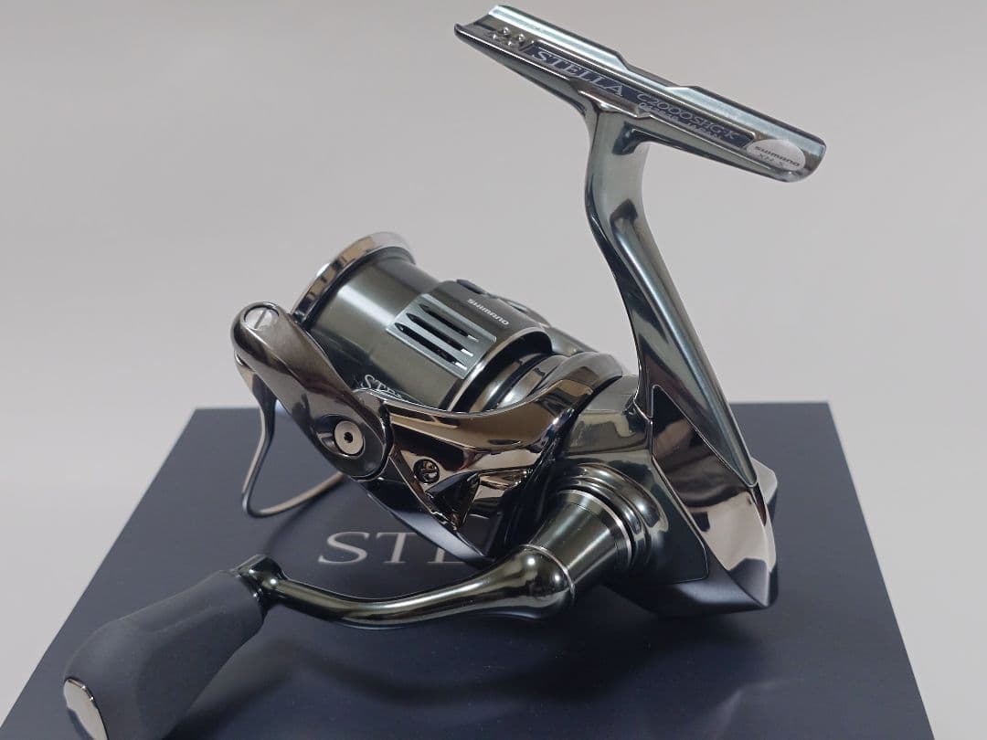 シマノ 22ステラC2000SHG ゴメクサスラインローラー&スタンド