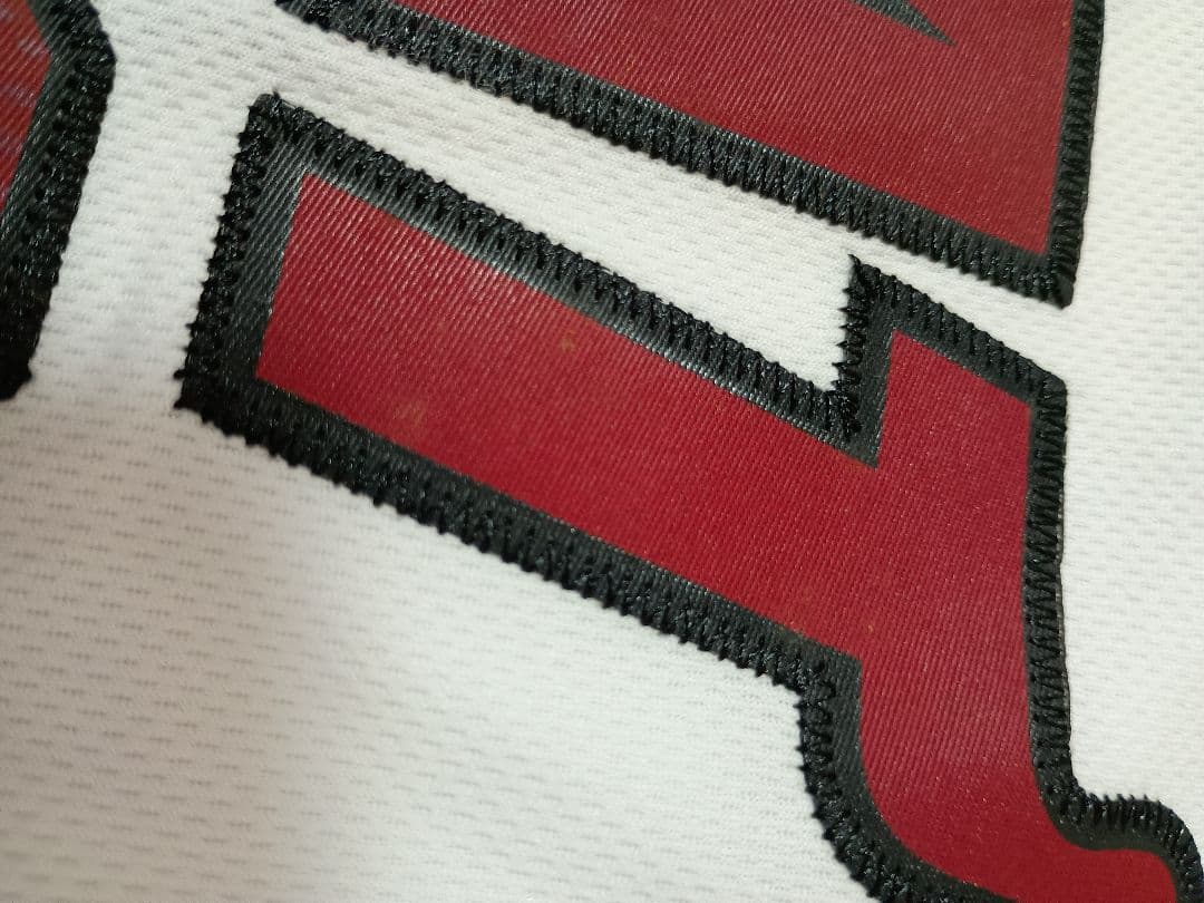 adidas Miami Heat James 6 ユニフォーム ユースLサイズ