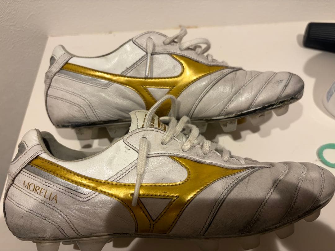 Mizuno Morelia 25.5 ホワイト/ゴールド　モレリア