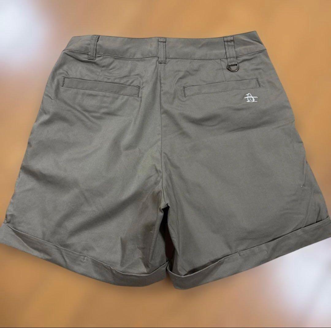 新品マンシングウェア　ゴルフ　ハーフパンツ　9号　67 レディースゴルフウェア