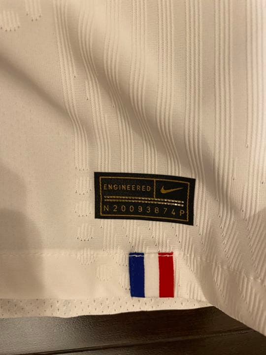 PSG オーセンティック　ユニフォーム　ネイマール