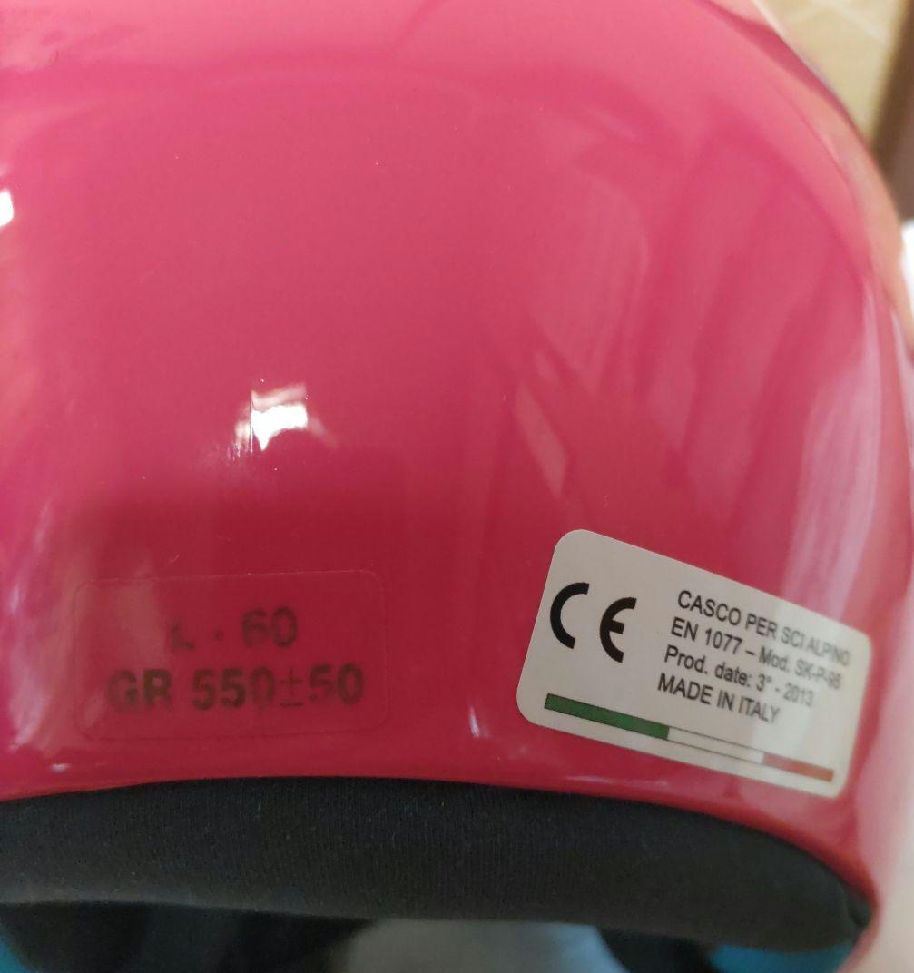 未使用保管品 bullski ヘルメット。