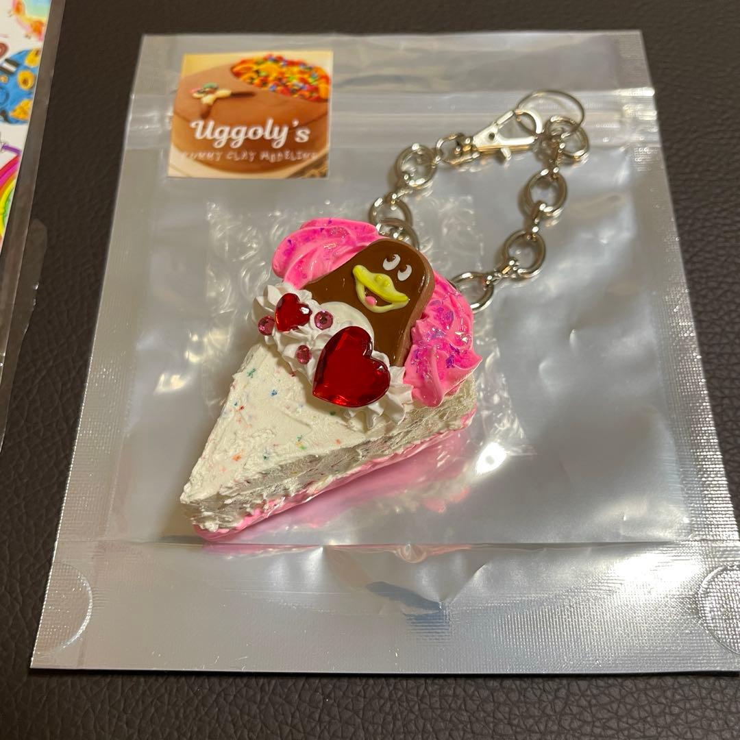 Uggoly’s ユッゴリーズ様　ペンギンチーズケーキ バッグチャーム