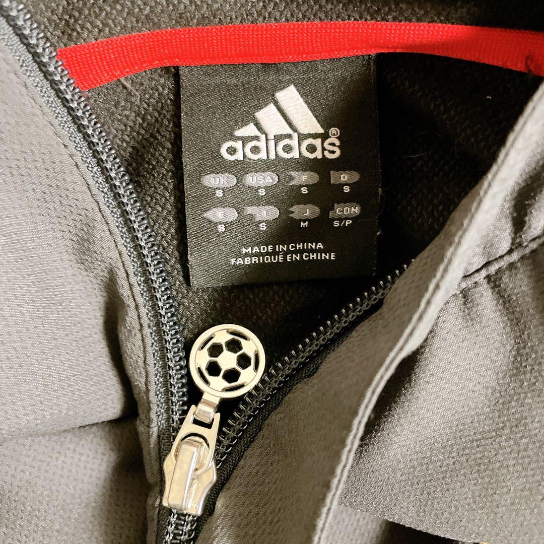 00s Liverpool Adidas フードジャケット　ウィンドブレーカー