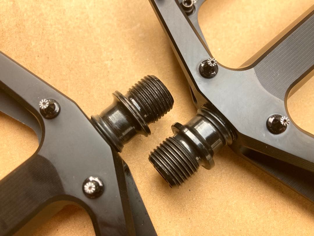 DMR Vault Brendog ディーエムアール ボルト ブレンドッグ
