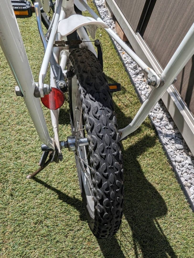 ルイガノキッズ　16インチ　自転車　カゴ付き　補助輪　アシストバー付き