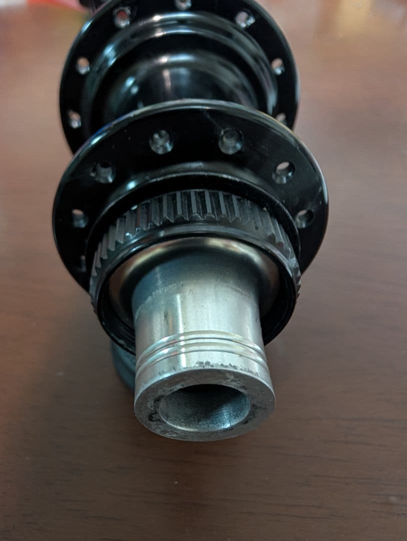 Industry Nine Torch Road ハブ中古 前後セット