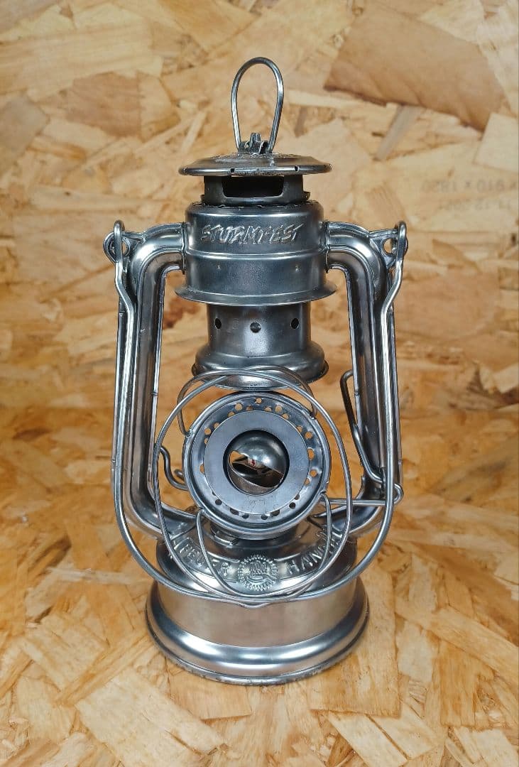ライト・ランタン Feuerhand 175 STURMFEST SuperBaby