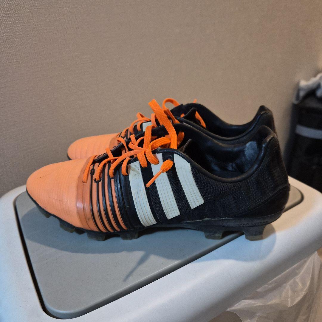 adidas ナイトロチャージ1.0