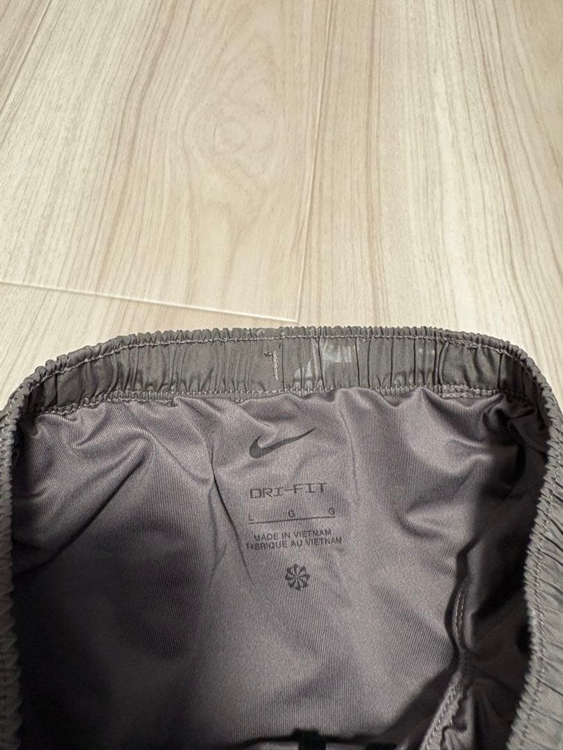 Nike DRI-FIT 長袖Tシャツ グレー　ランニングシャツ