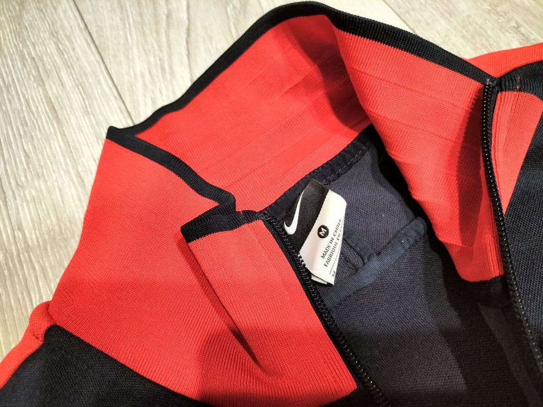 中古　Nike パリ・サンジェルマンジャケット　Mサイズ