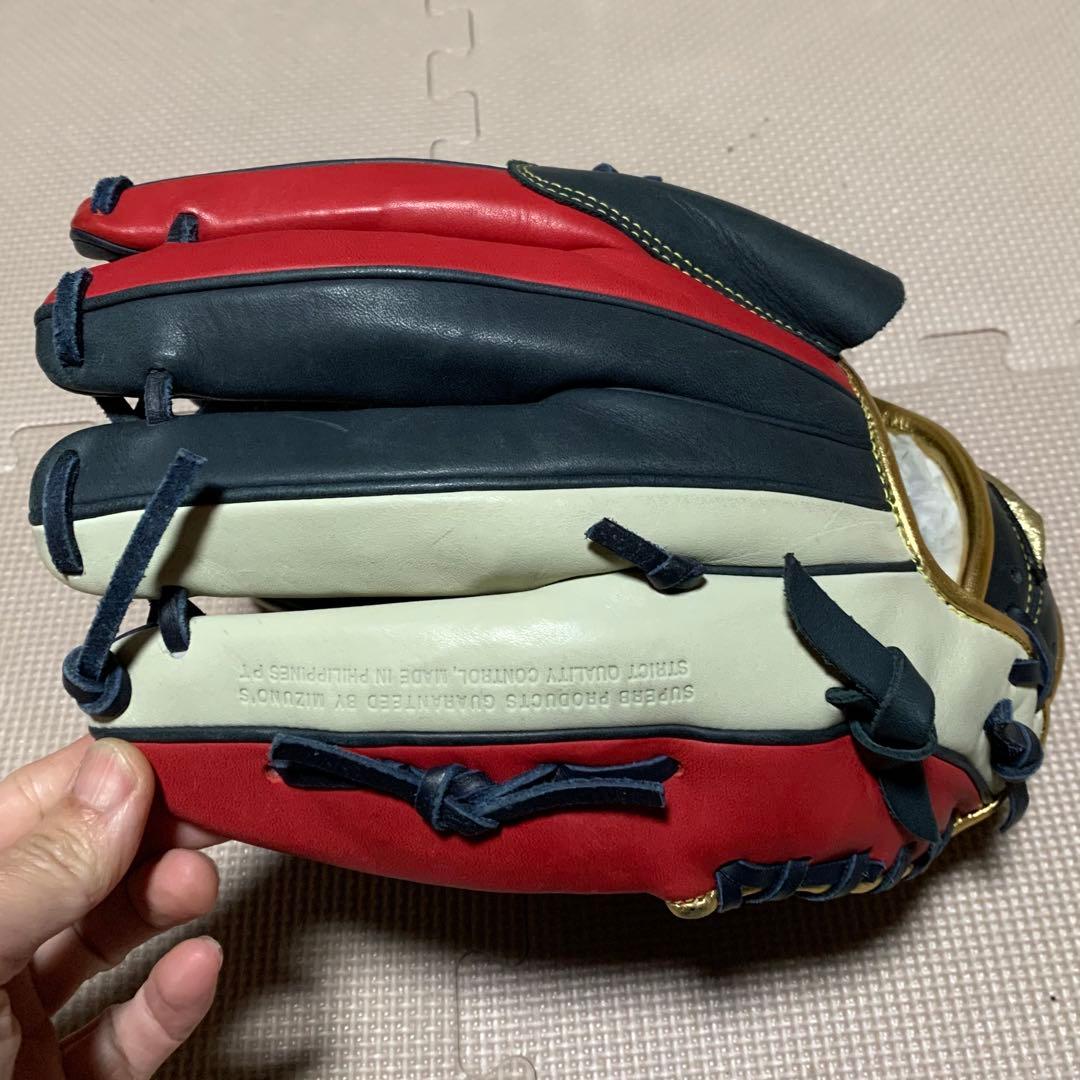 最終価格新品　グローバルエリート限定品　勝色コレクション 一般軟式　投手用グラブ