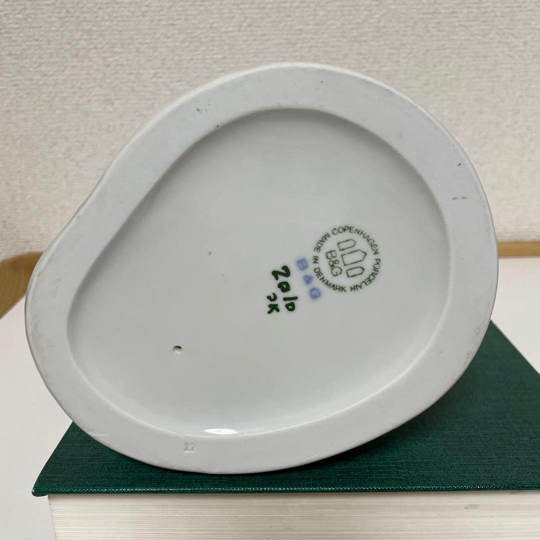 ・羊飼いの女性と３頭の羊・高さ２７cm・Ｂ＆Ｇ．・