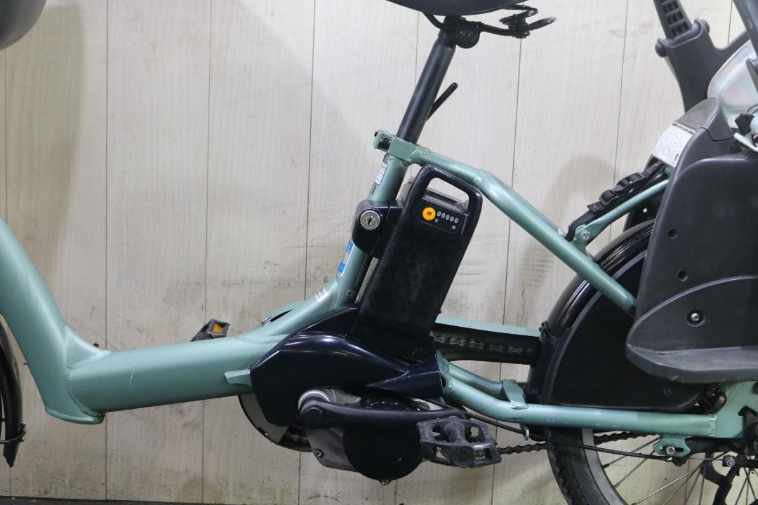 ブリヂストン bikke POLAR e BP0D38 20型8AH 3段LED