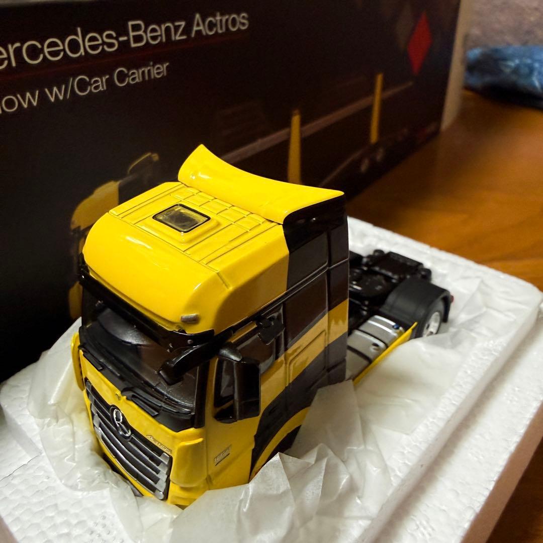 mini gt メルセデスベンツ アクトロス 積載車 キャリアカー 1/64