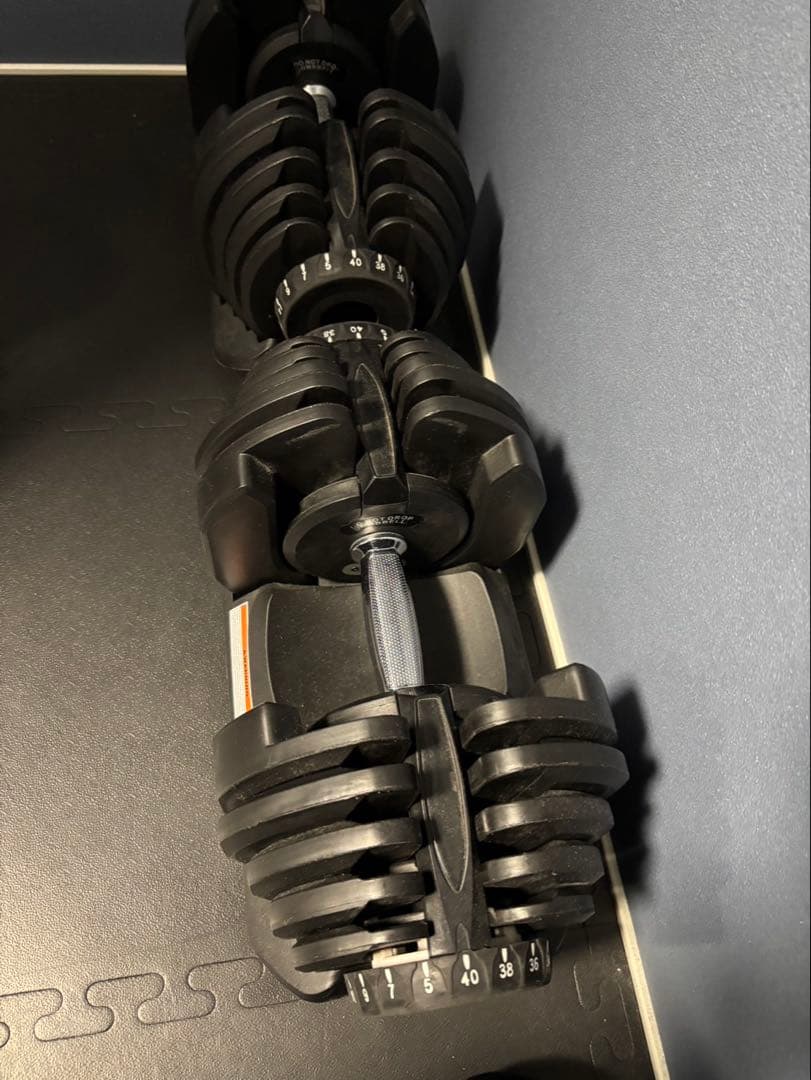 可変式ダンベルとIROTECダンベル・プレートセット140kg