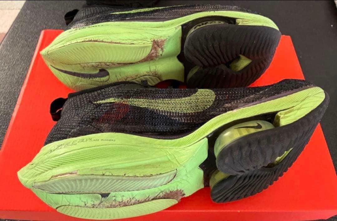 NIKE AIR ZOOM ALPHAFLY NEXT% 24㎝