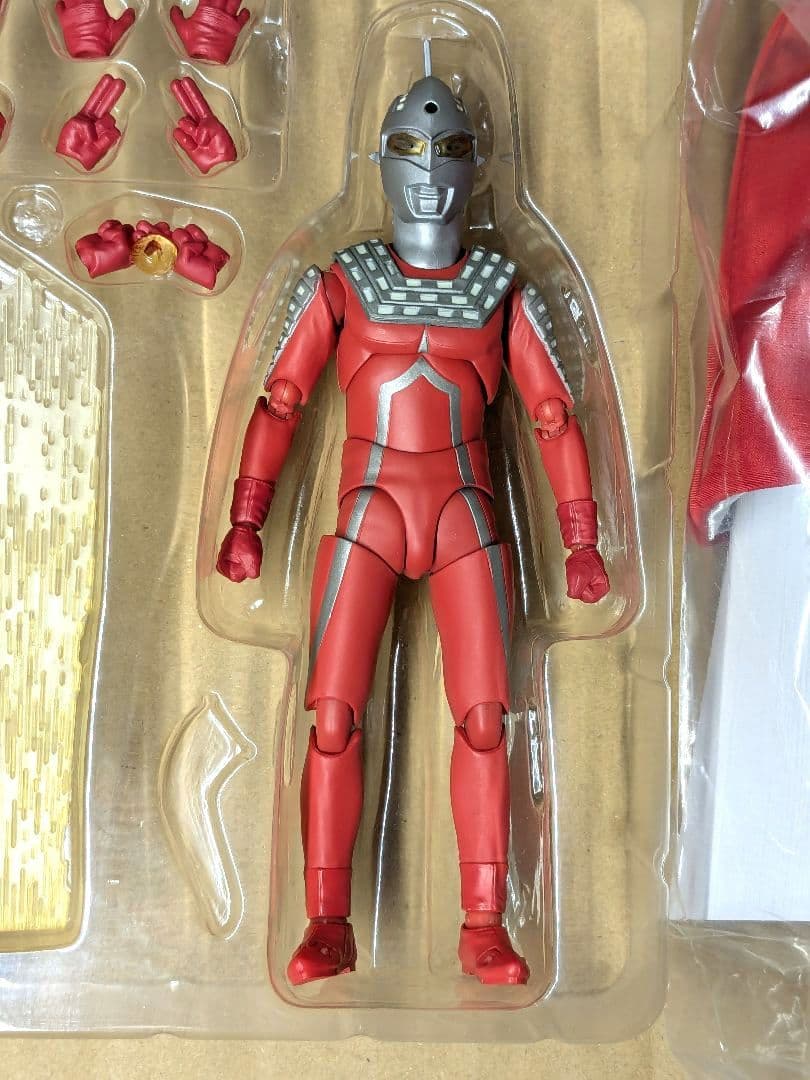 S.H.Figuarts ウルトラセブン＆ブラザーズマント