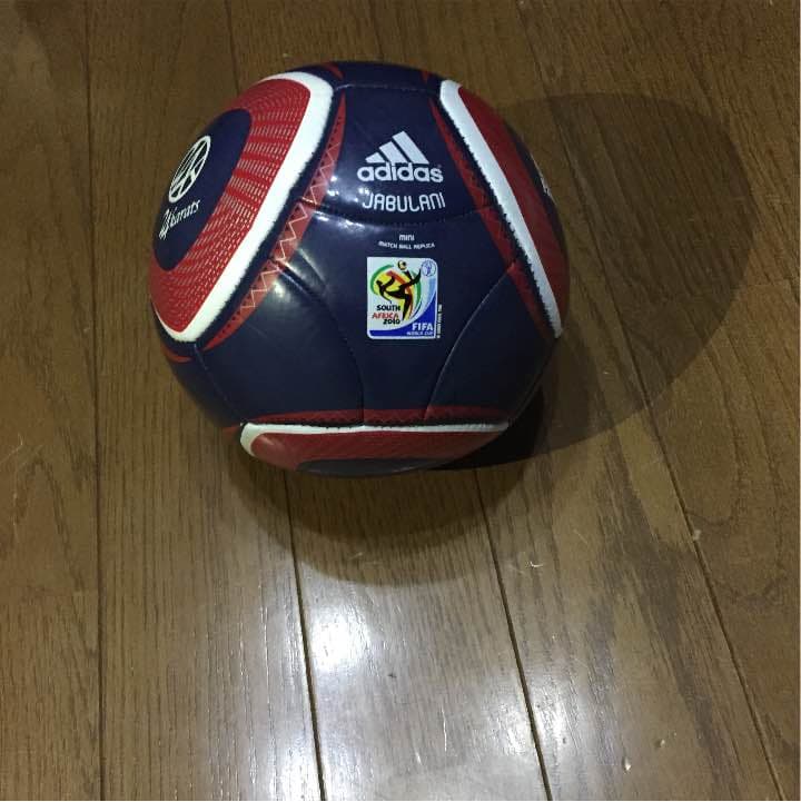 岡田武史監督サイン入りフットサルボール