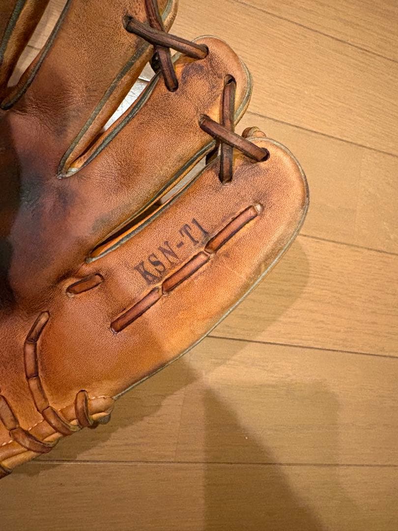 値下げ可能　スラッガー 軟式用　内野手用