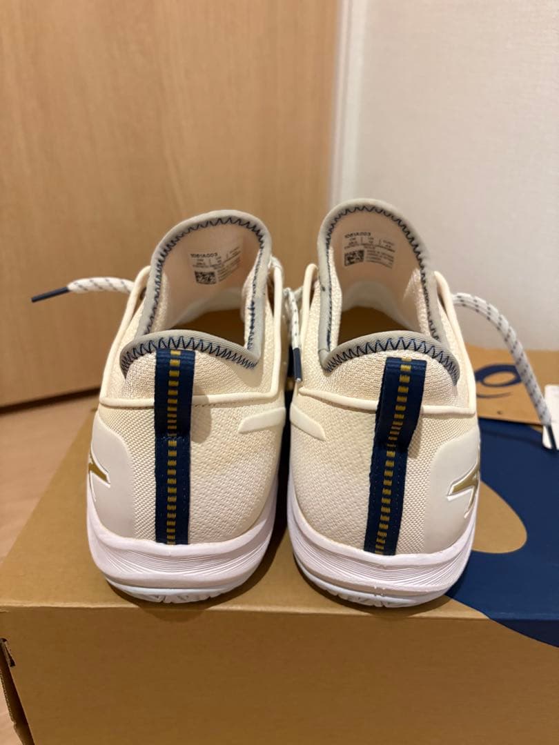 asics GLIDE NOVA FF 28㎝