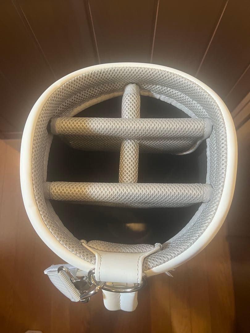 TAYLORMADE ゴルフバッグ ホワイト