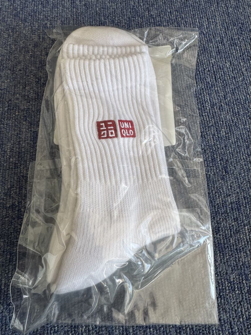 UNIQLOフェデラー新品、未使用タグ付き