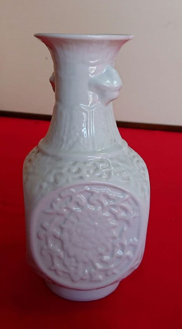 中国白磁花瓶