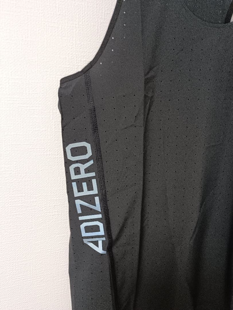 【新品】アディダス　アディゼロ　シングレット　XS
