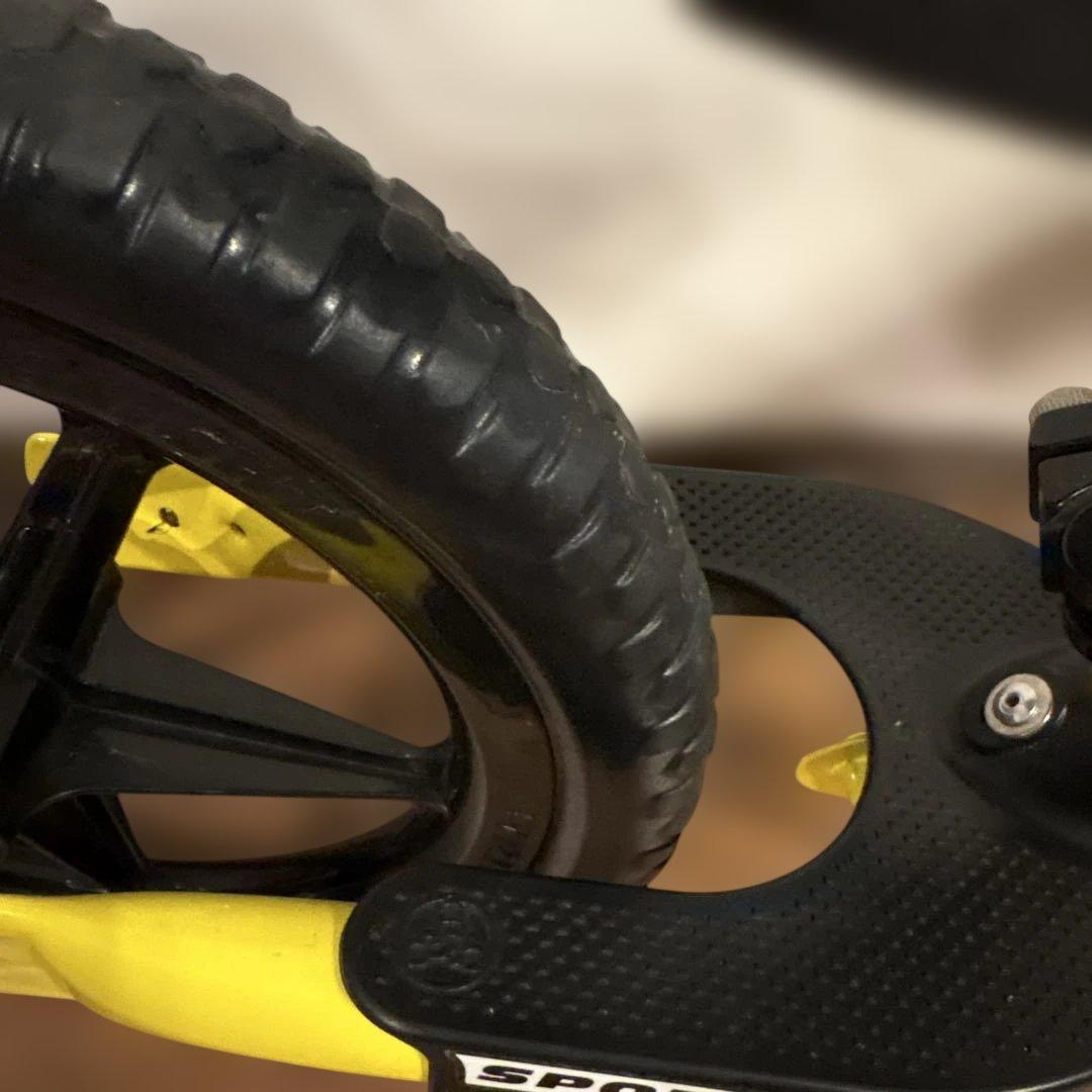 STRIDER ストライダー スポーツ 12インチ 日本正規品 イエロー　黄色