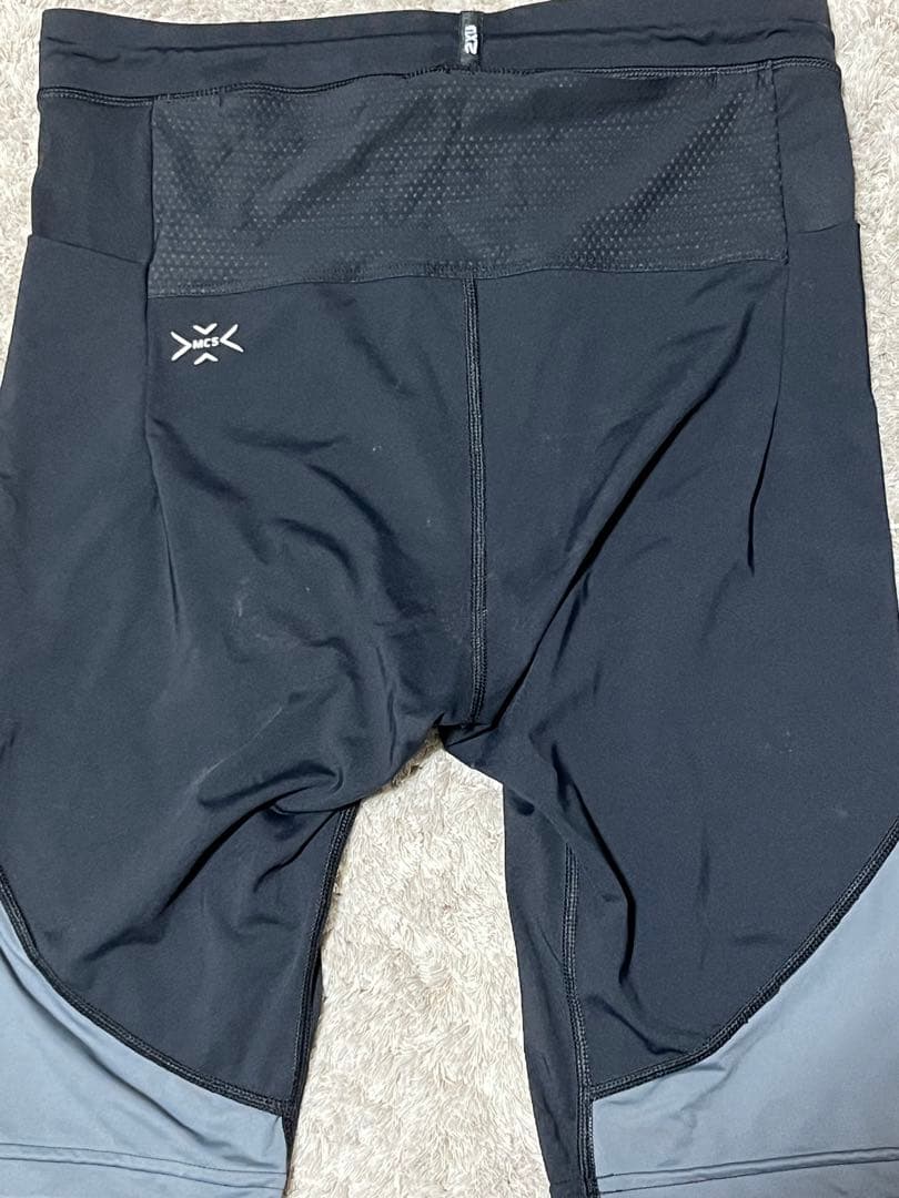 2XU メンズ　ハーフタイツ　Mサイズ