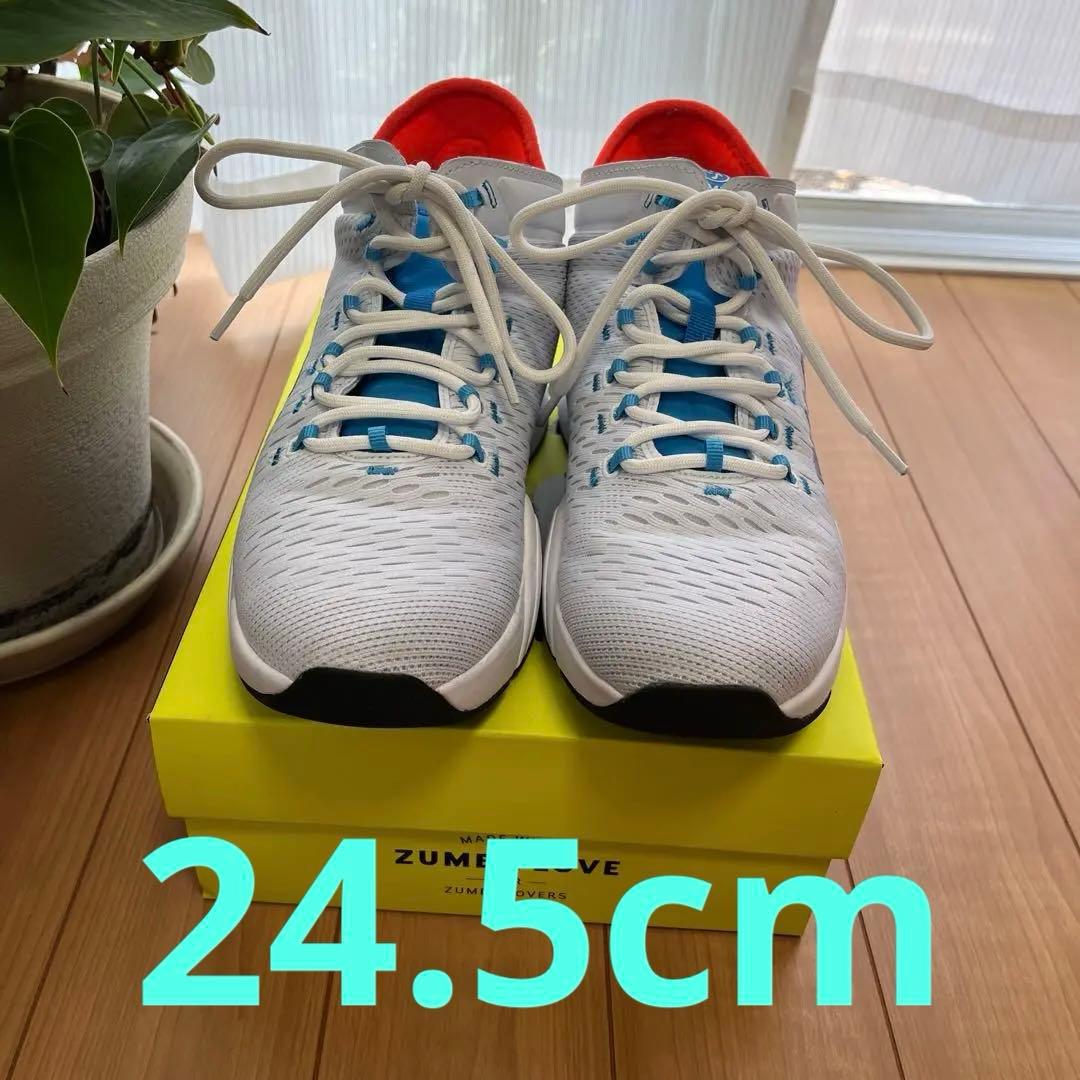 ZUMBAシューズ24.5cm 正規品