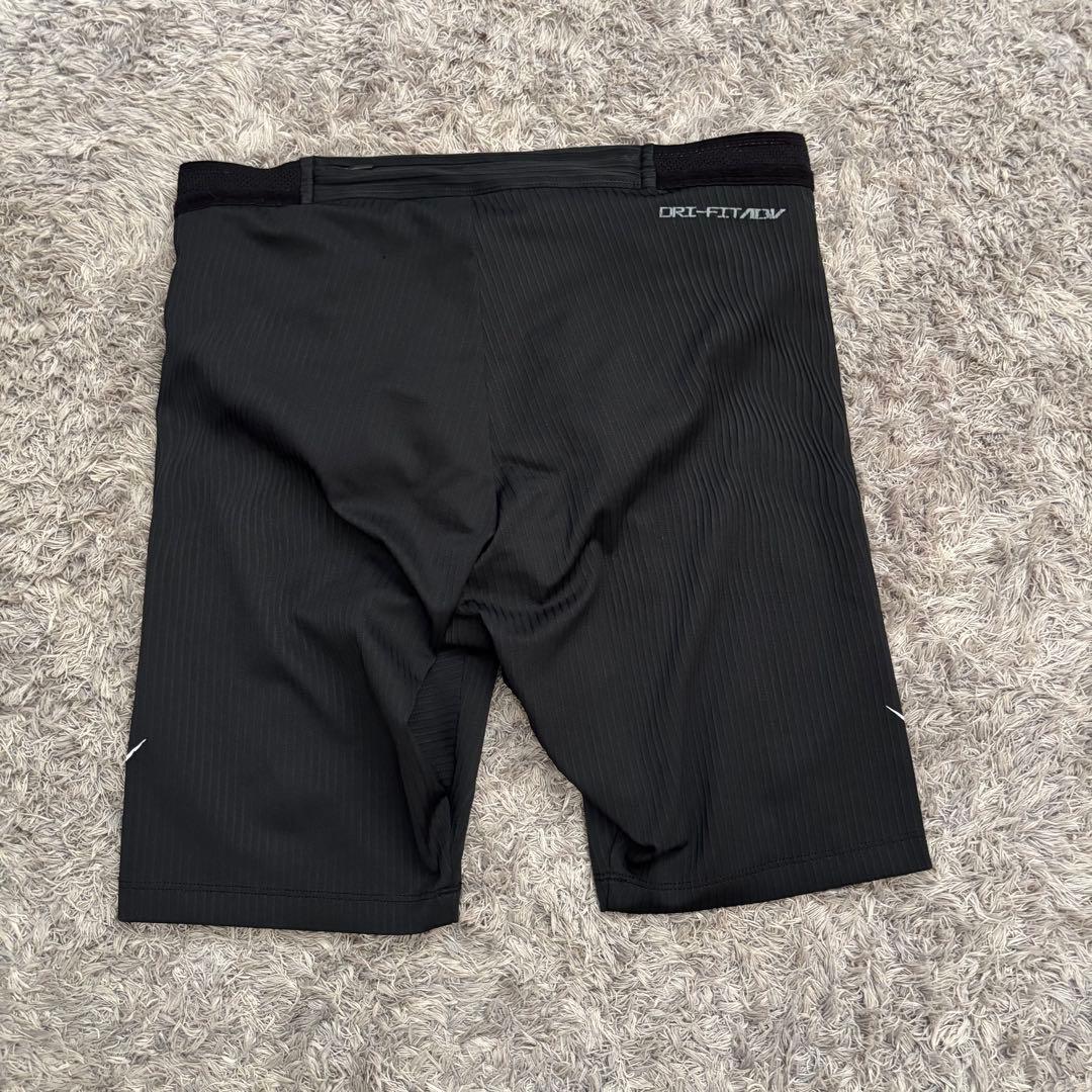 NIKE エアロスイフト ハーフタイツ Mサイズ