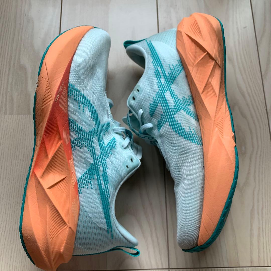アシックス ノヴァブラスト5 ランニングシューズ メンズ26.0cm