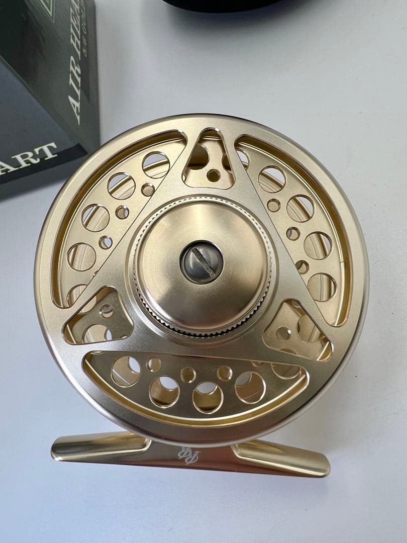 アルファタックル AIR HEART 5/6 GOLD フライリール 美品