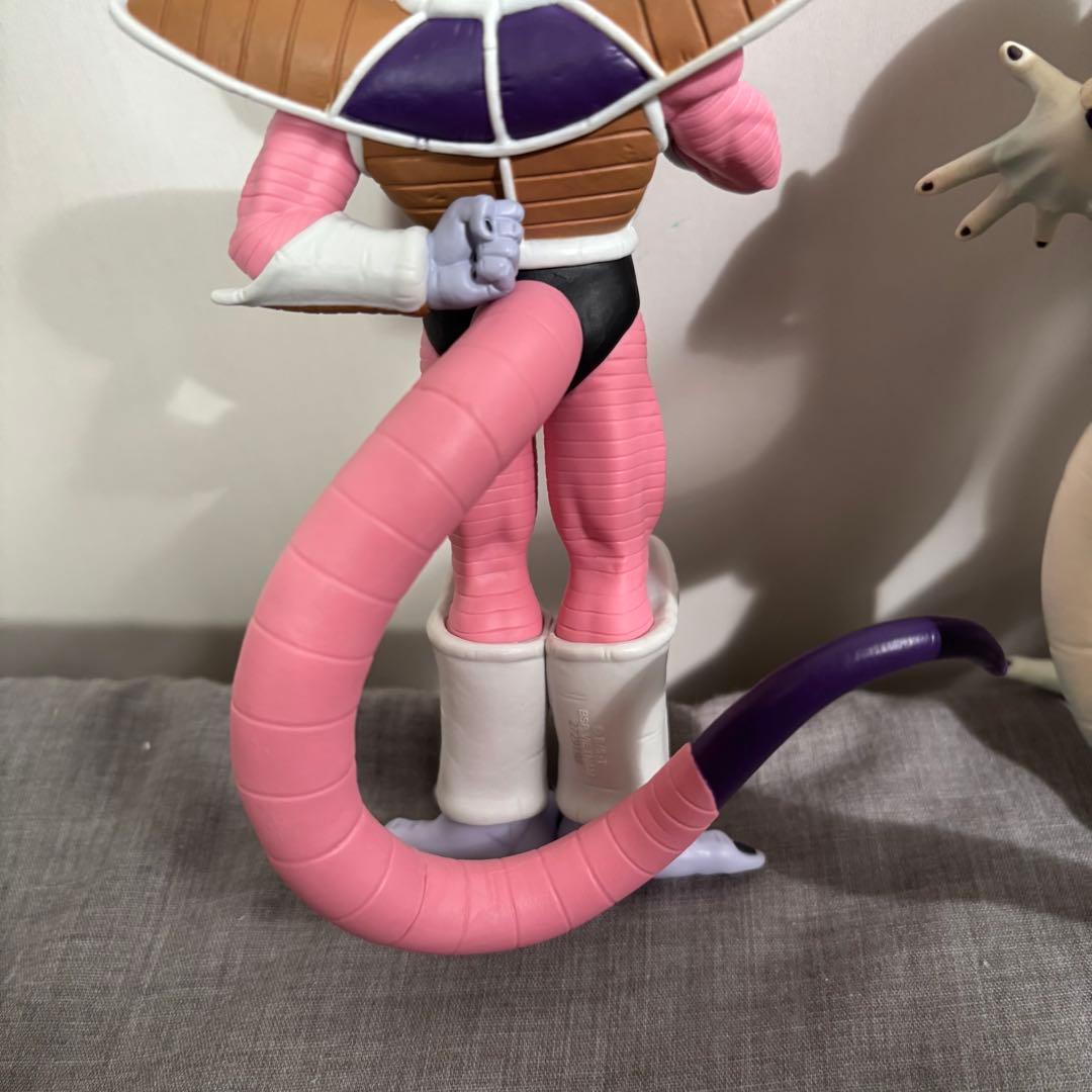 フリーザフィギュア