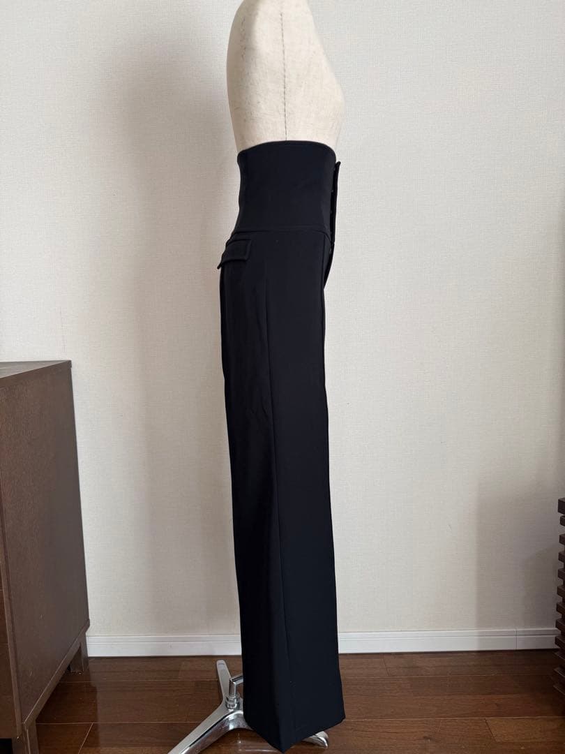 【新品未使用】チャコット　Chacott　ハイウエストパンツ　Sサイズ　黒