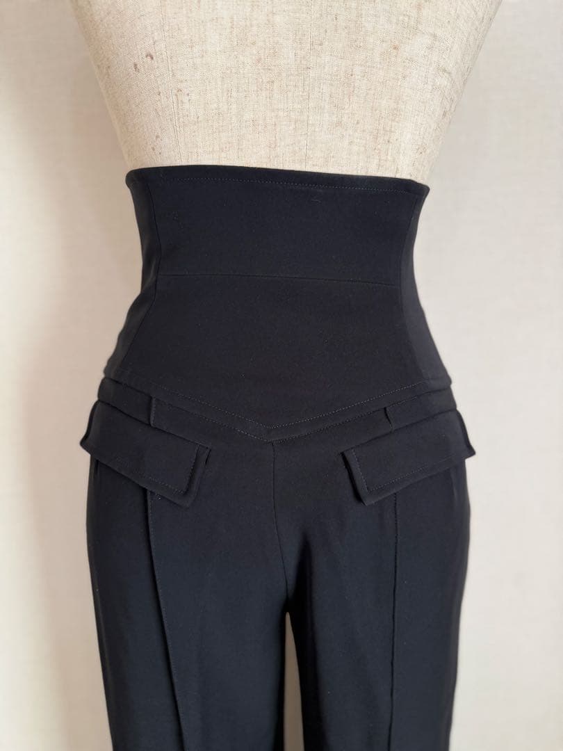 【新品未使用】チャコット　Chacott　ハイウエストパンツ　Sサイズ　黒
