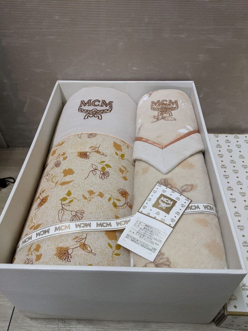 MCM 未使用品 毛布 肌布団 2点セット 140×200 綿毛布 肌ふとん