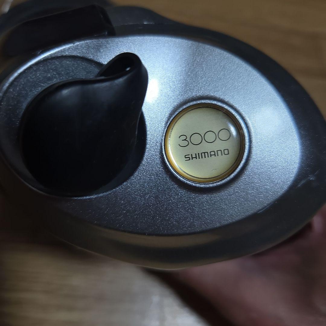 PLEMIO 3000電動リール デジタル表示 右ハンドル。ジャンク品