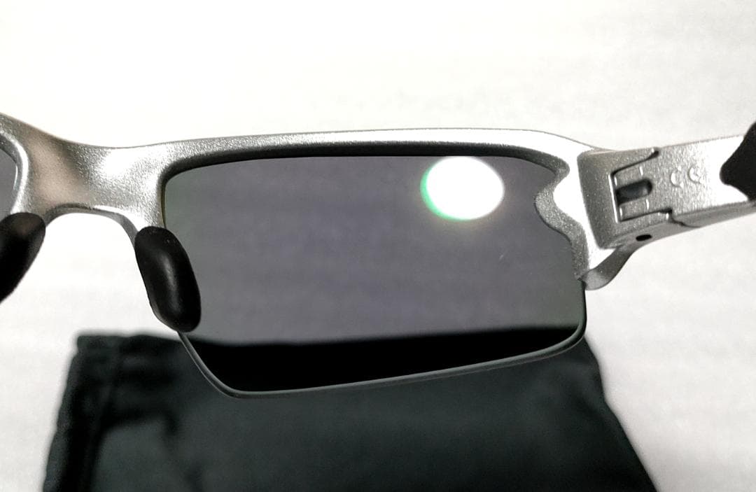 オークリー フラック2.0 サングラス スポーツ OAKLEY 偏光 自転車