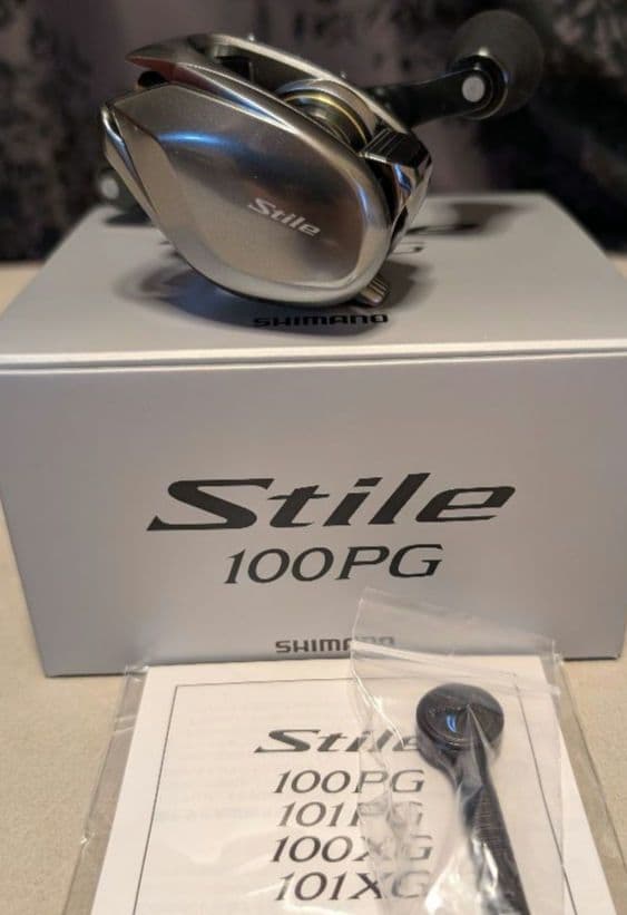 ■新品未使用 SHIMANO 25 スティーレ 100PG ベイトリール 右巻き