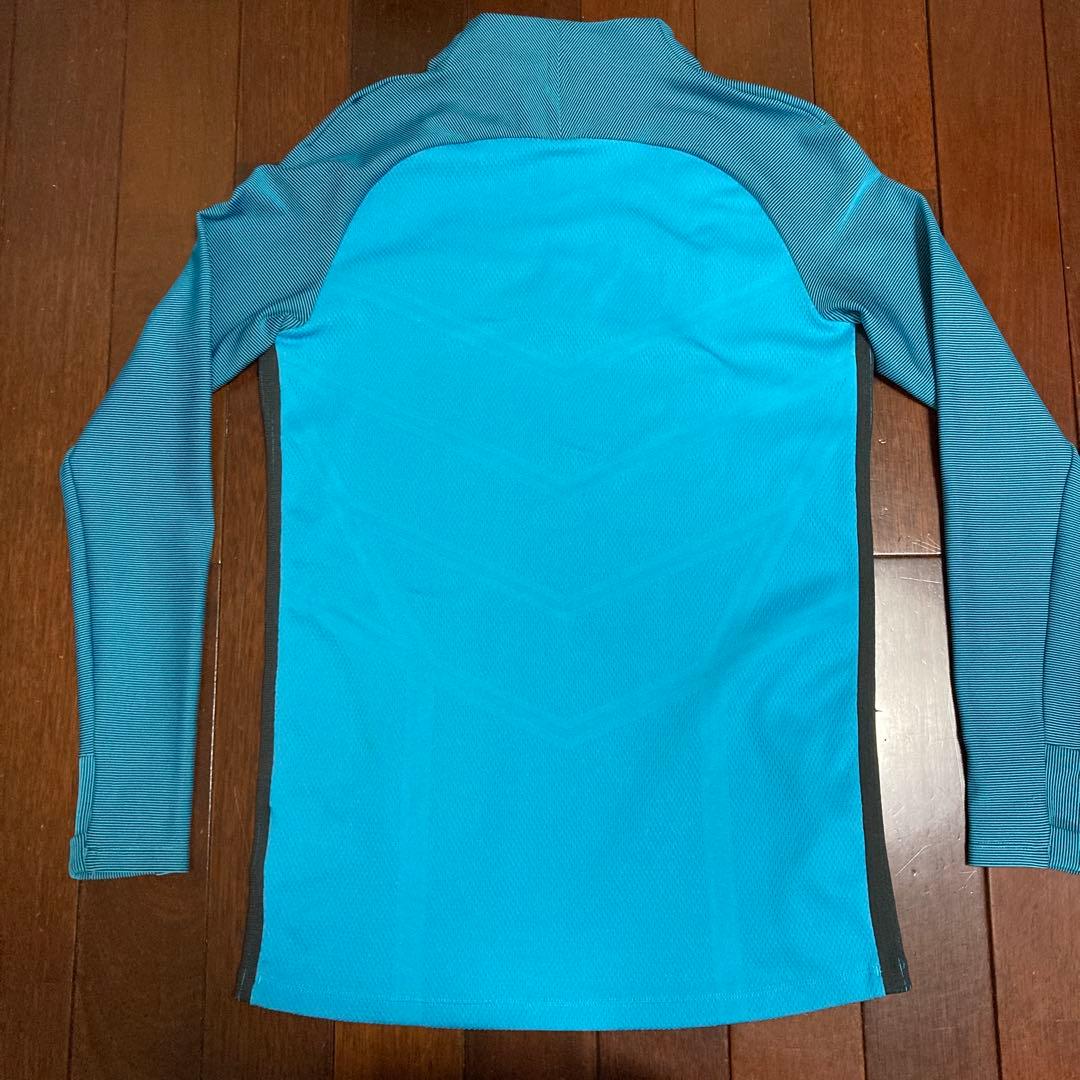 NIKE チェルシー エアロスイフトドリルトップ