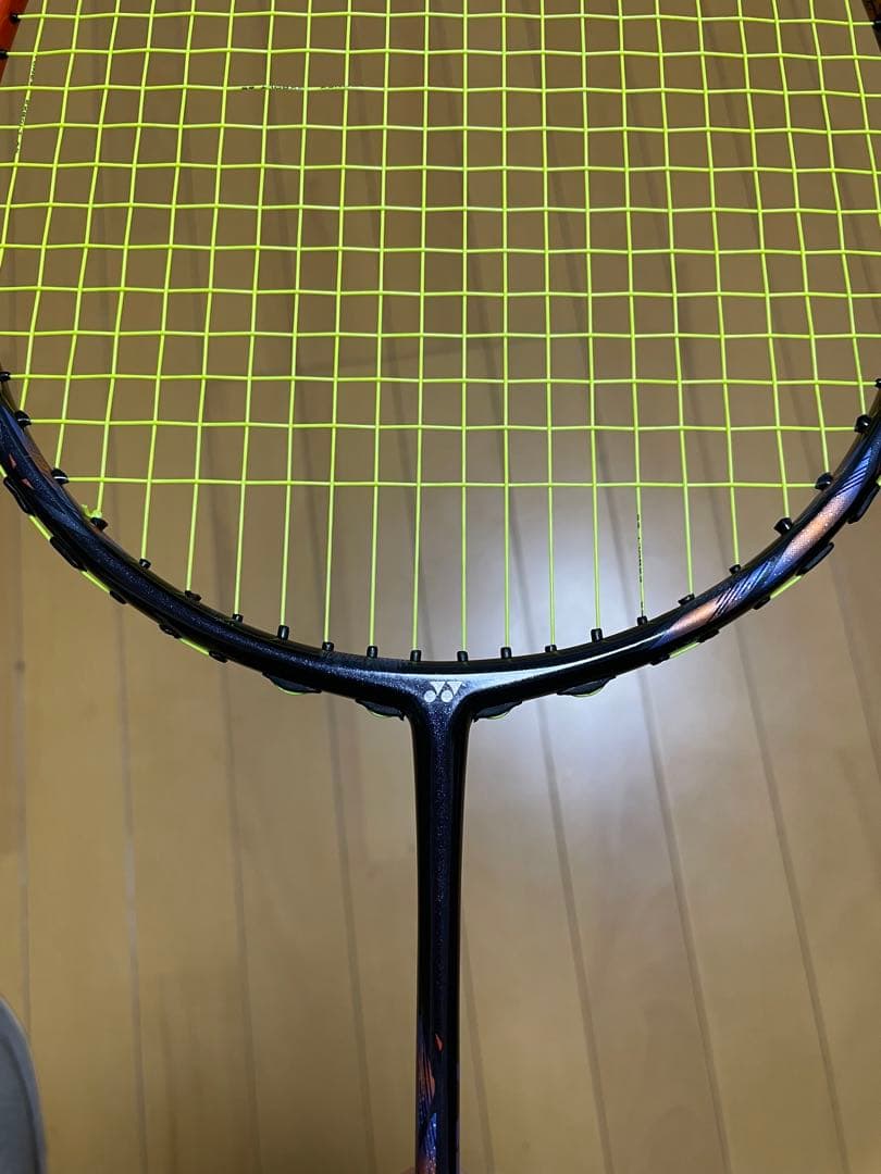アストロクス77プロ　4UG5 Astrox 77pro yonex 値下げ中！
