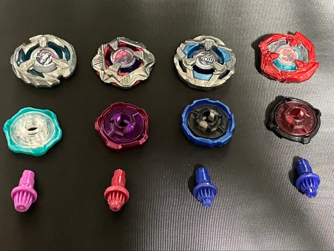 ベイブレードX 引退品 大量出品