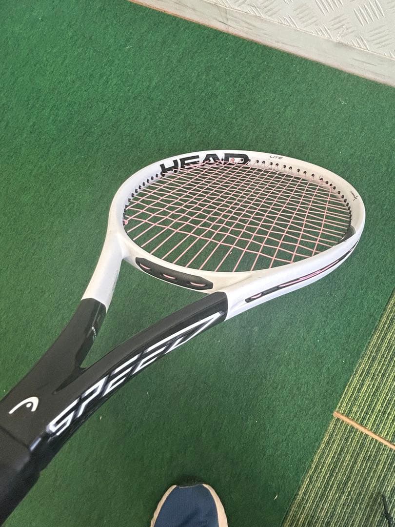 HEAD SPEED テニスラケット　グラフィン360+ スピードライト
